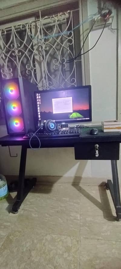 DELL 75 Hz LED 24 Inch