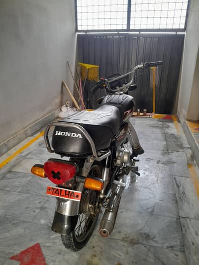 Honda CD 70 2016 Model For Sale - Sheikhupura Registered (STP)