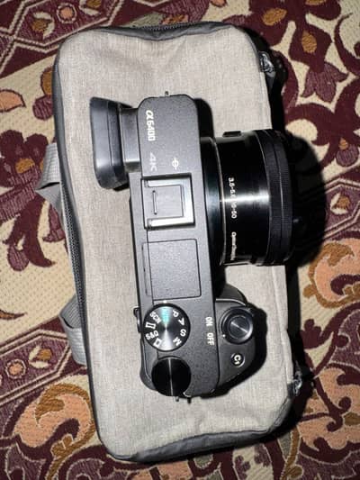 Sony a6400 body with 16-50mm lens