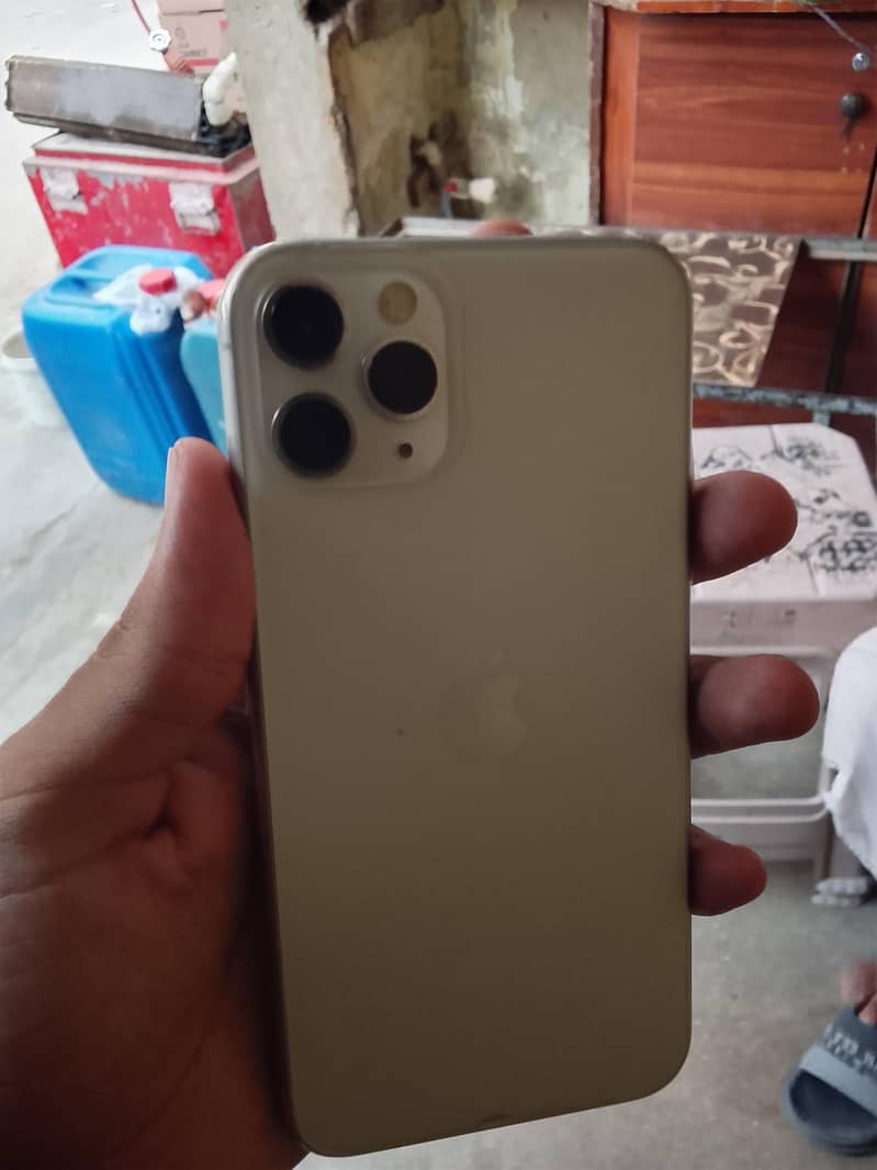iphone 11 pro 1