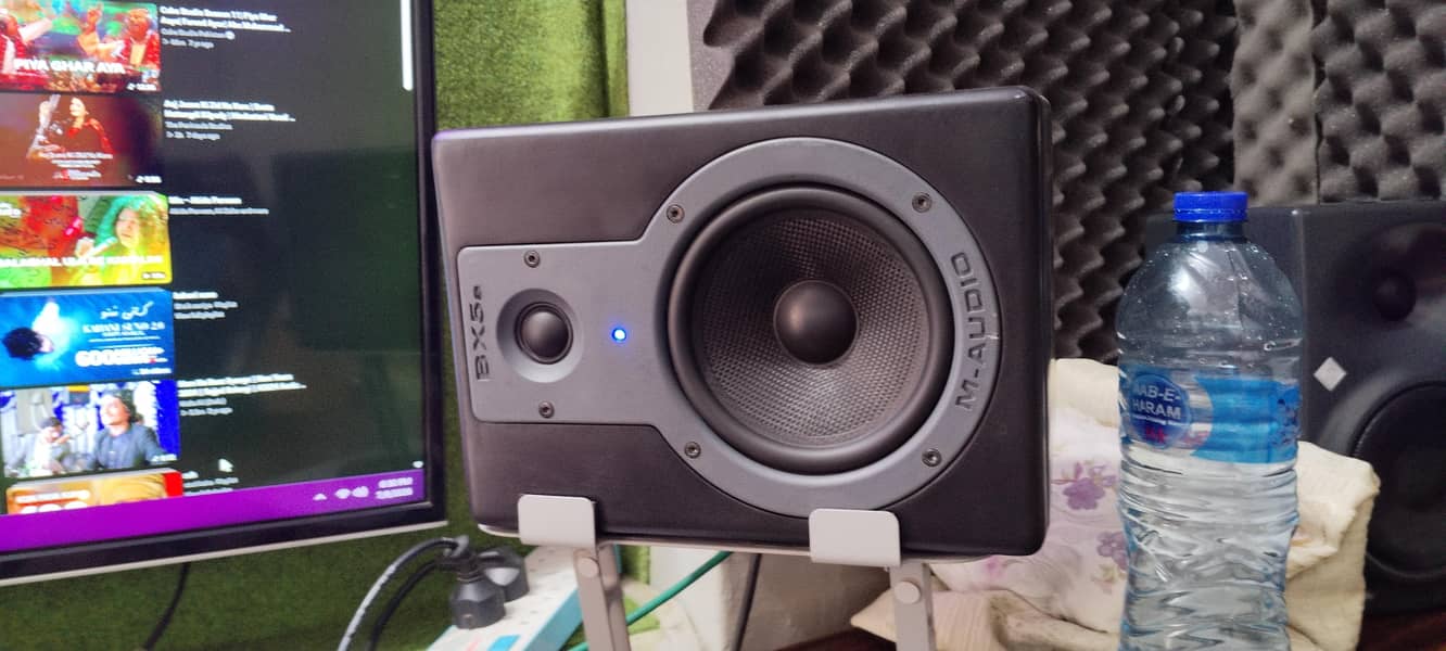 STUDIO EQUIPMENTS 0