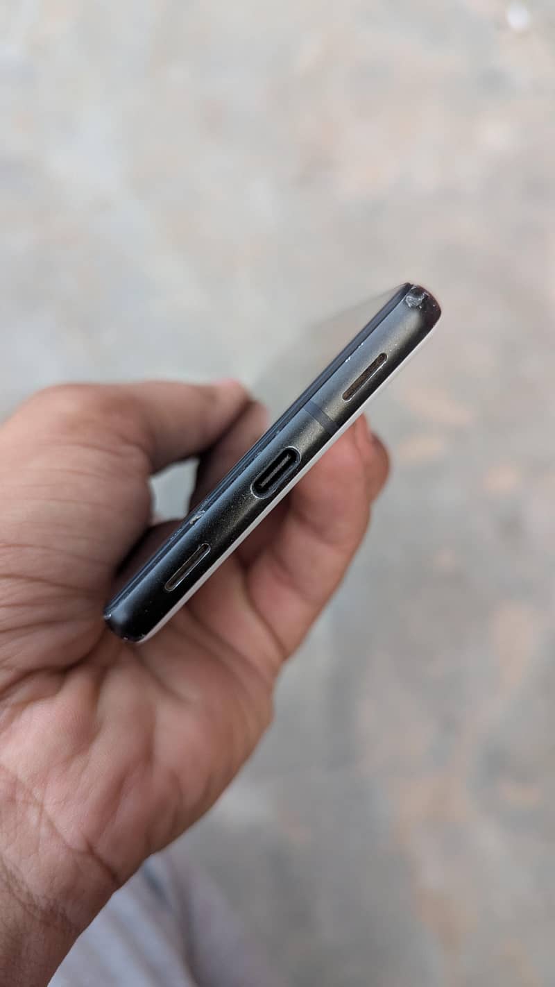 Google Pixel 6a 3