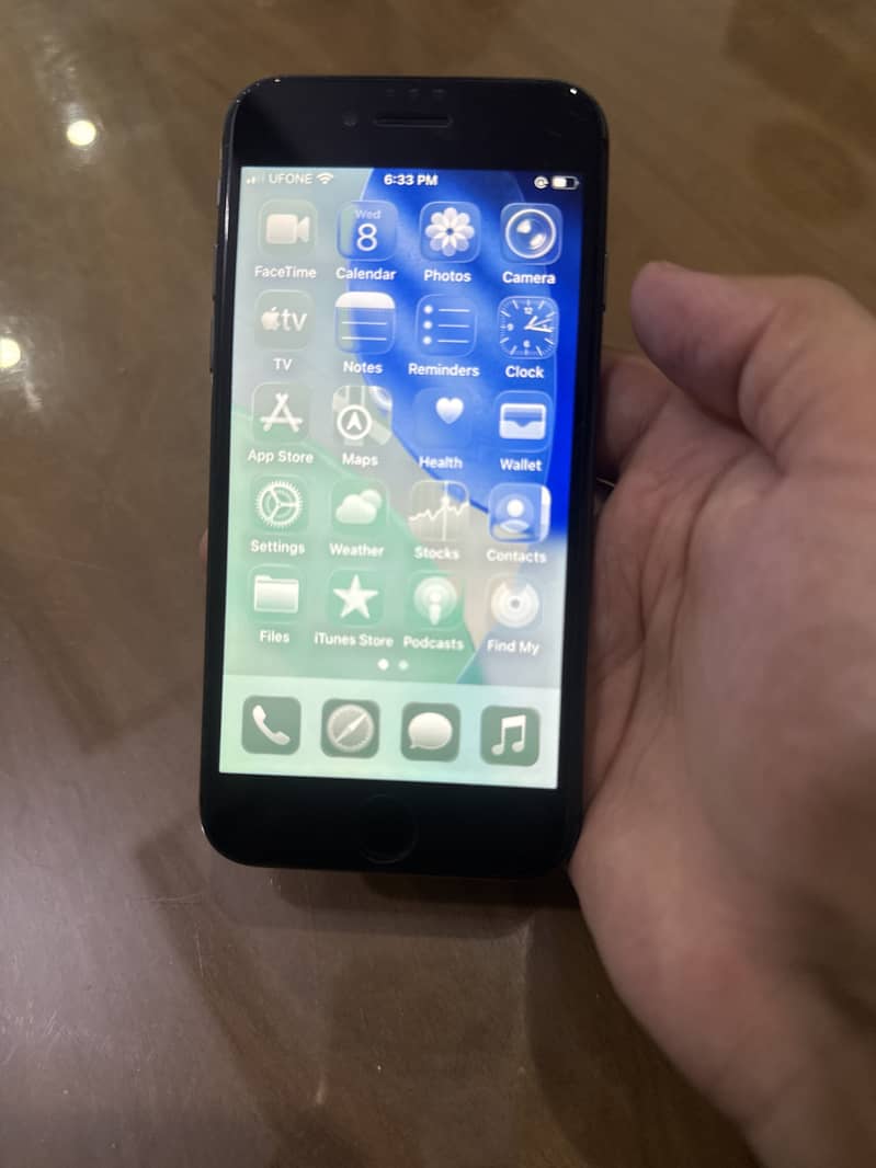 iPhone 8 2
