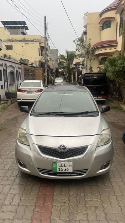 Toyota Belta 2006