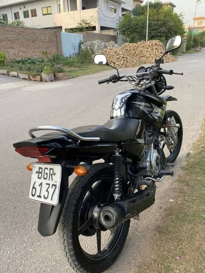 Yamaha YBG 125 2020 (2022 registered) 1st owner