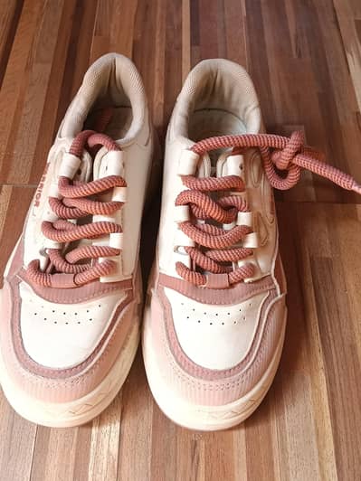 double color shoes