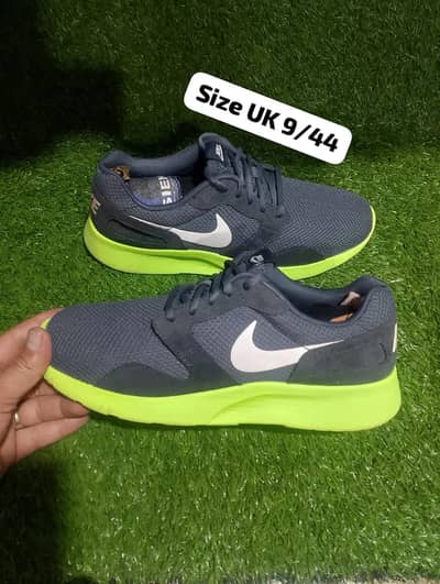 Nike Shoes UK 9 Brand New Original