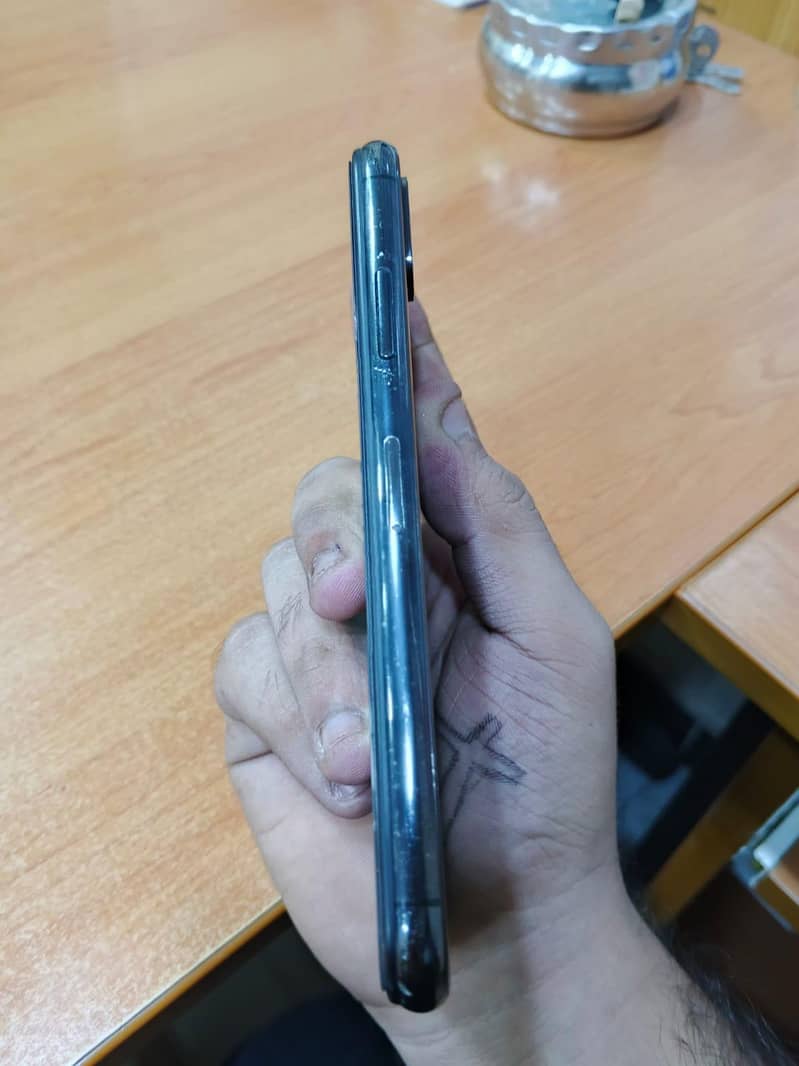 Apple iPhone X 2