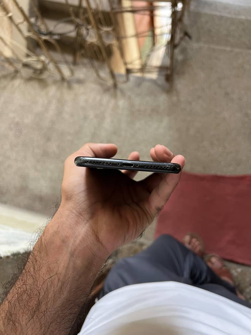 Apple iPhone 7 Plus 3