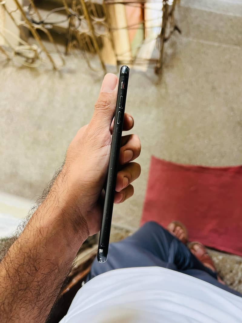 Apple iPhone 7 Plus 4