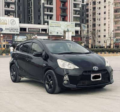 Almost original Toyota Aqua G push start 2014 top of the line