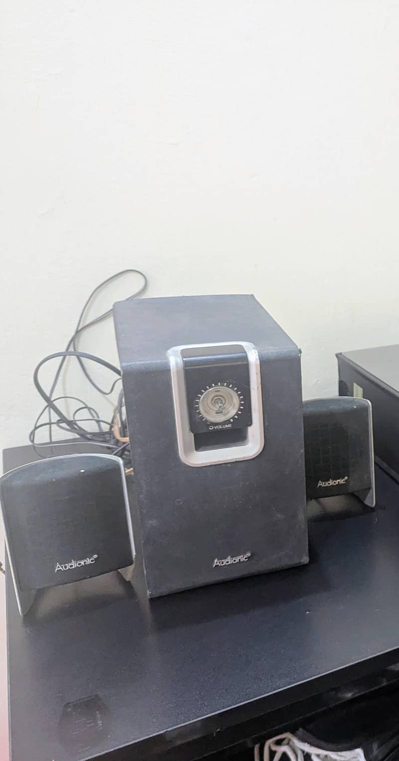 Audionic Speakers 4