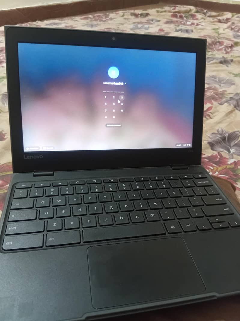 Chromebook 0