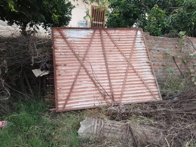 Gate width 10ft best condition 0