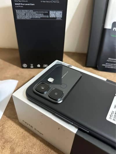 Infinix NOTE Edge 5g 8=256 GB Memory