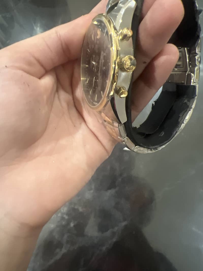 Watch 2