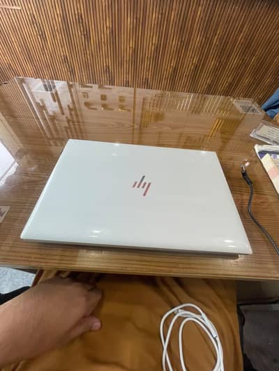 HP elitebook 840 gen 10
