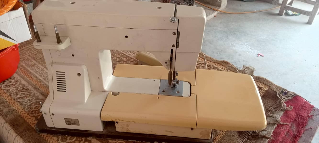Sewing Machine 0