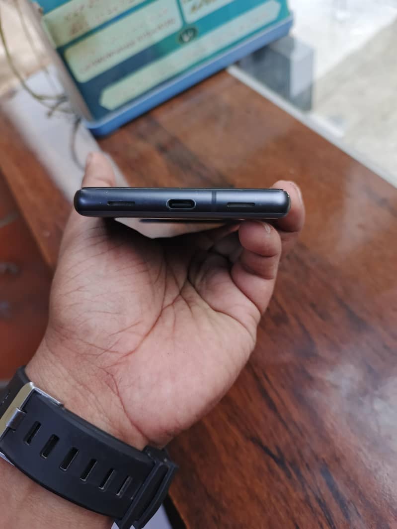 Google Pixel 7a 4