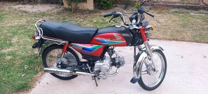 CD 70 bike urgent for sale