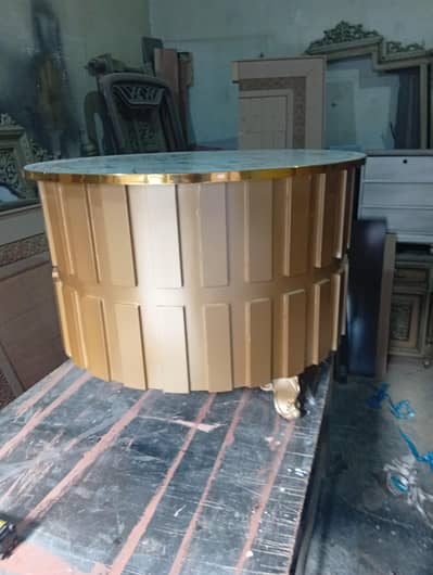 wooden Round table