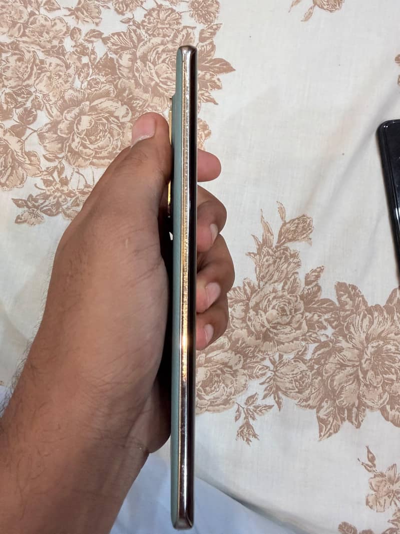 Infinix Zero 30 4