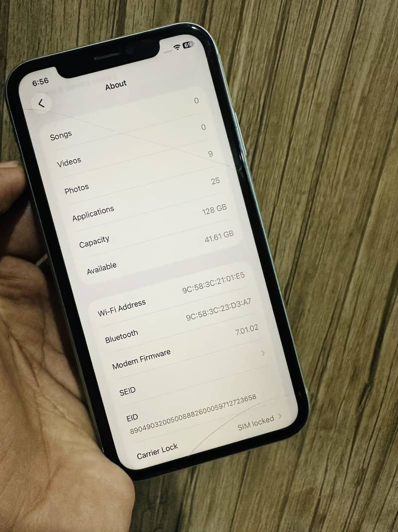 Apple iPhone 11 0