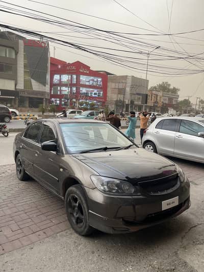 Honda Civic Oriel 2005
