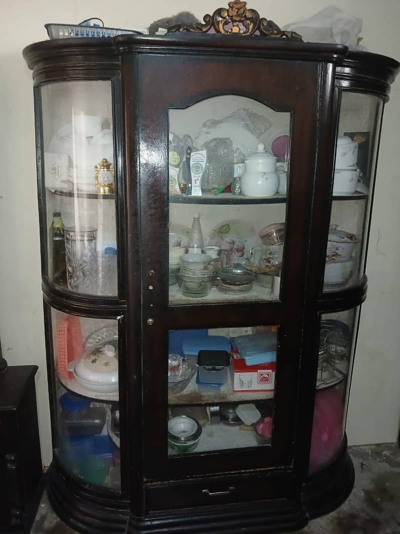 Second-Hand Dressing Table with Showcase – Good Condition 1
