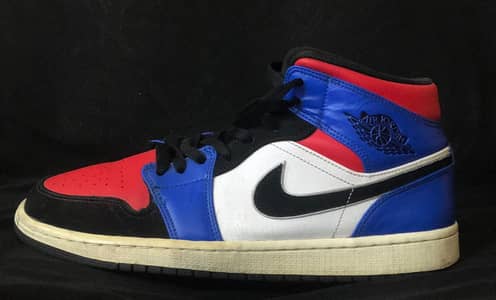 jordan and sneakers available