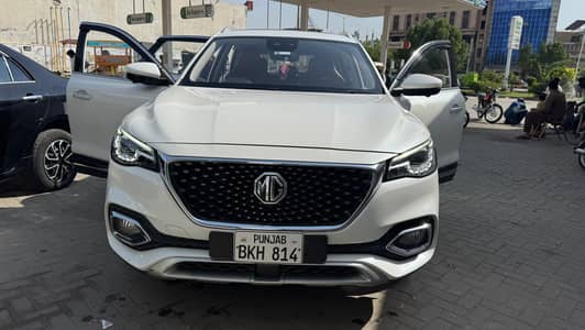 MG HS 2021