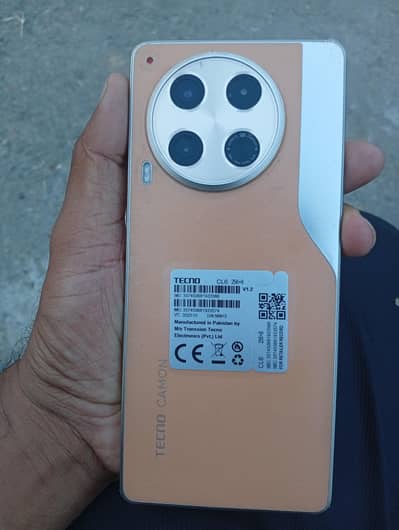 Tecno CAMON 30
