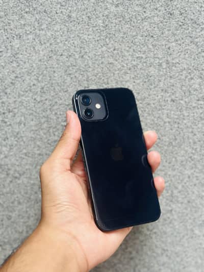 Apple iPhone 12