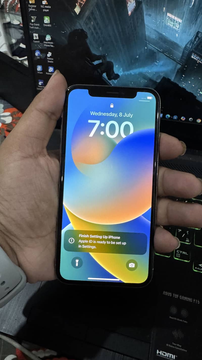 Apple iPhone X 3