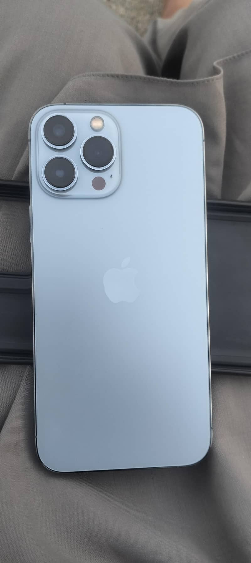 iPhone 13 pro max jv 5