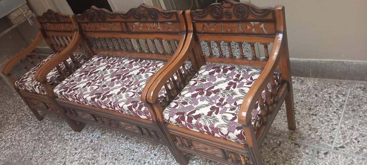 Sofa set 04 Seater 2