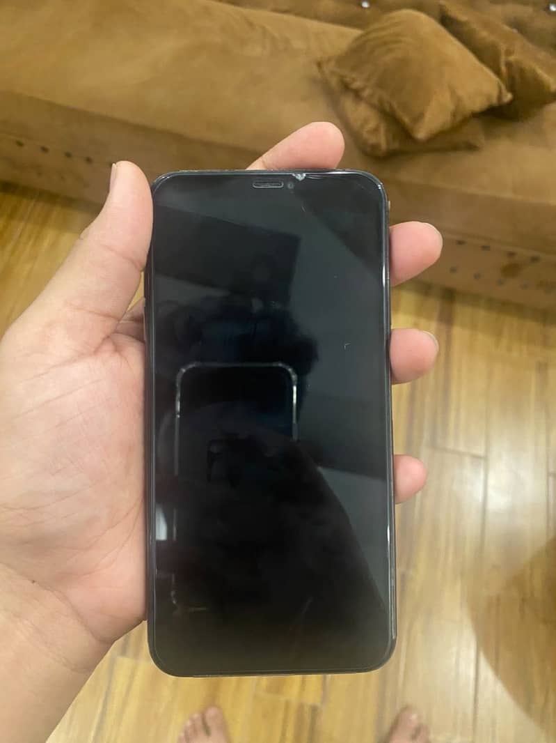 Apple iPhone XS Max 2