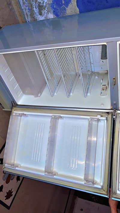PEL REFRIGERATOR FOR SALE
