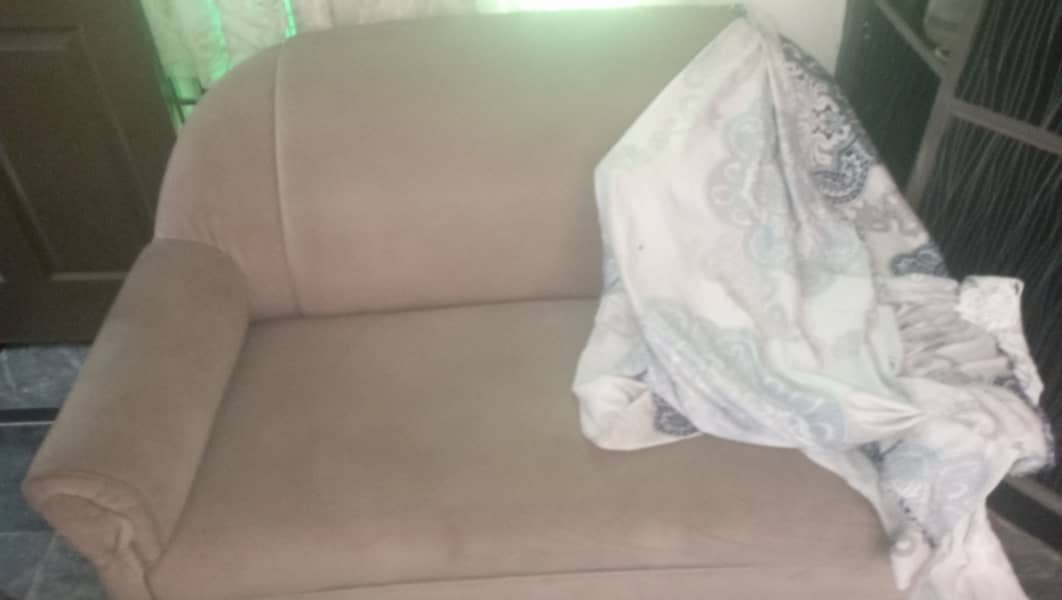 Sofa set 0