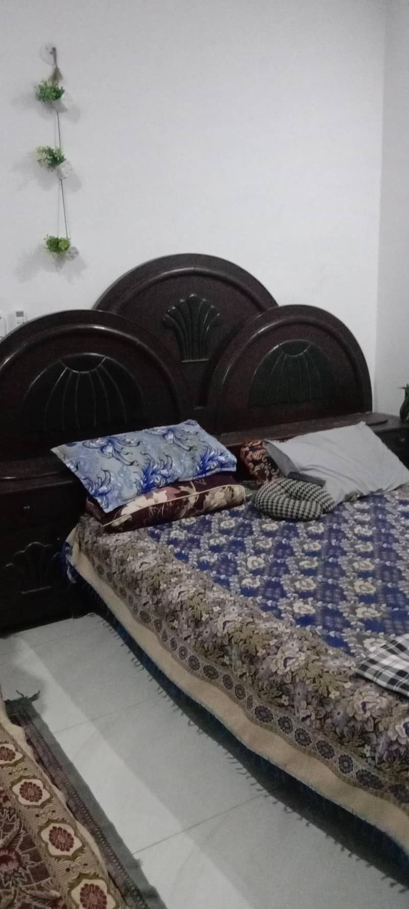 Solid wooden bed with dressing table 0