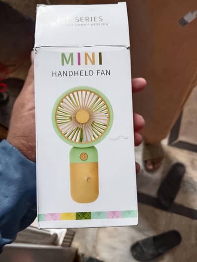 Mini handered fan for kidss