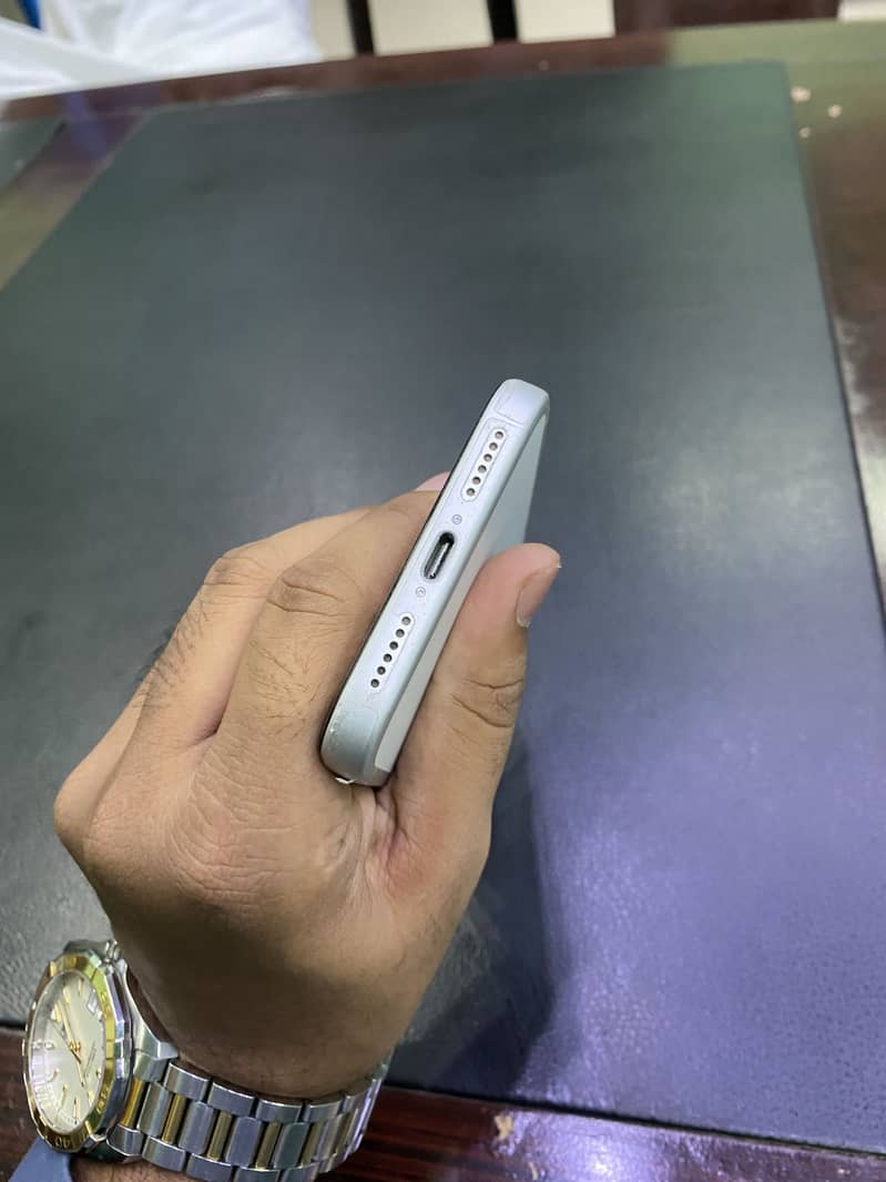Iphone 17 pro max 5