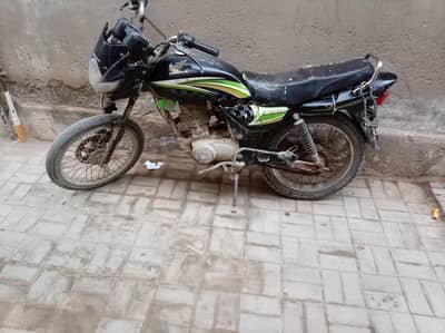Honda 125 delux 2015 model Karachi number