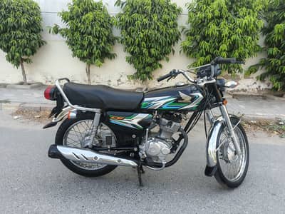 Honda CG 125 Model 2023 18200 KM Driven Bike Honda CG 125
