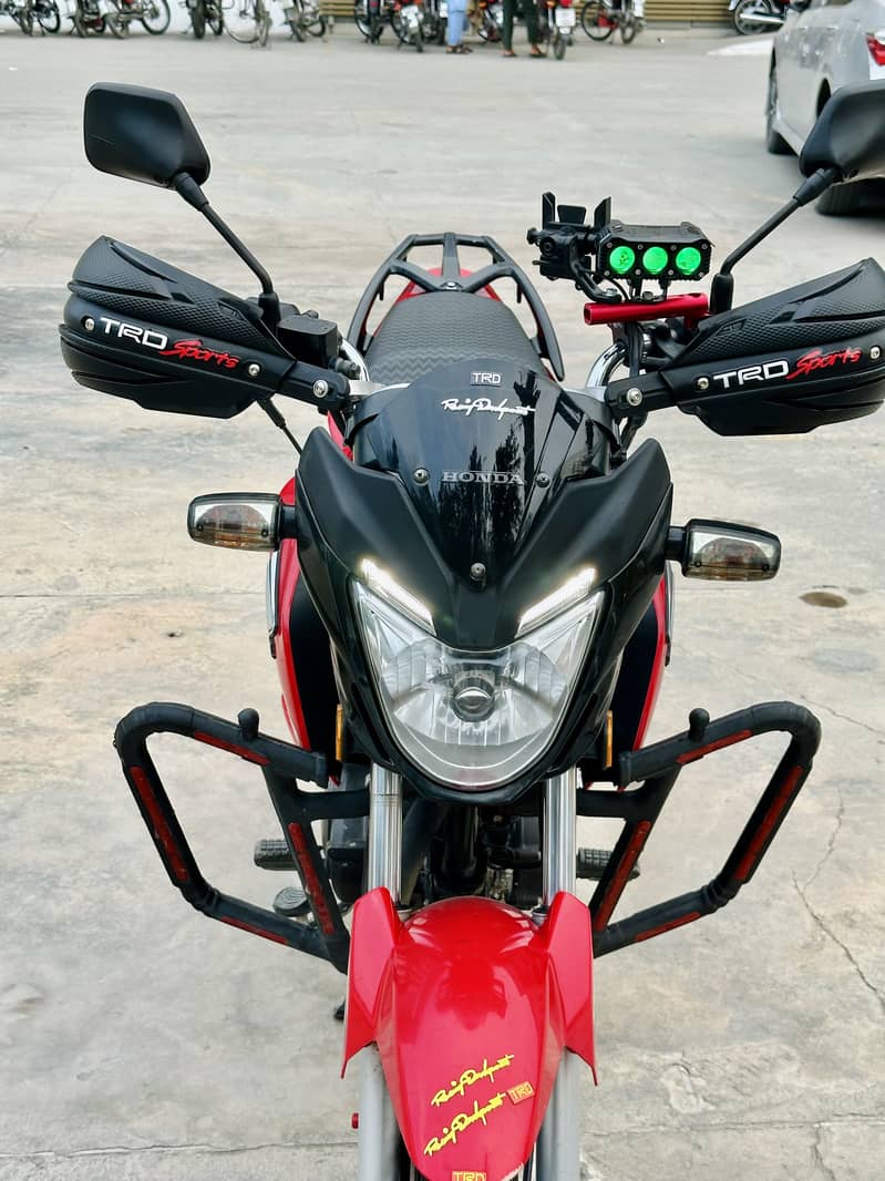 Cb150f 2