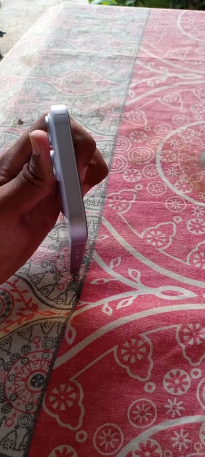 Apple iPhone 14