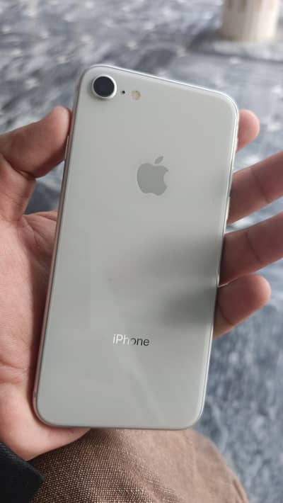 Apple iPhone 8