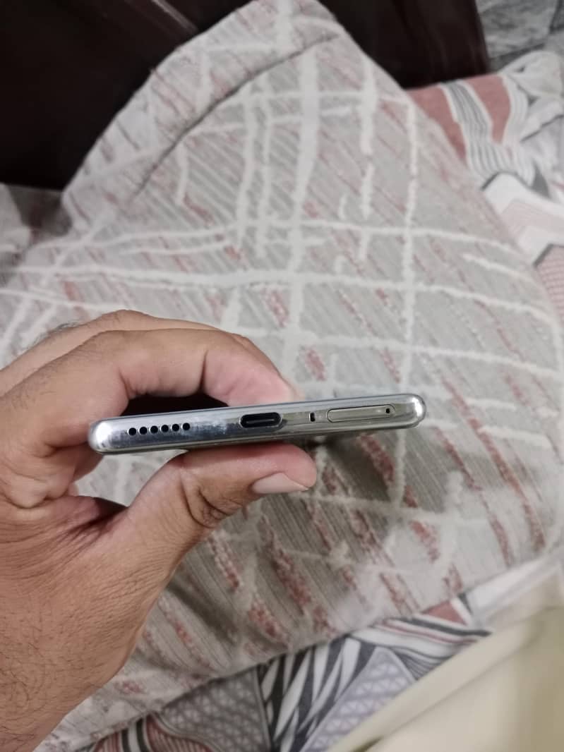 Tecno CAMON 40 Pro 3