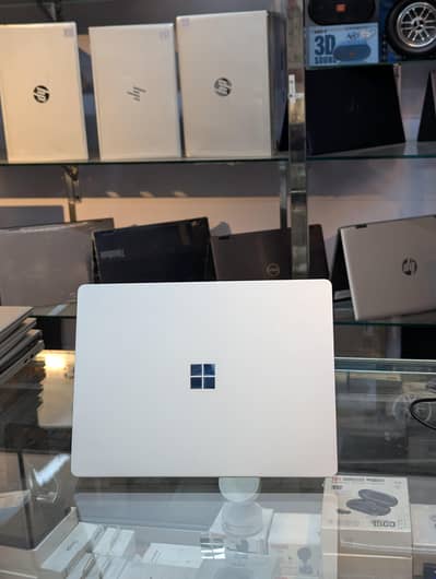 Microsoft surface laptop Go| Core i5-10th Gen| 8 GB RAM  256 GB SSD