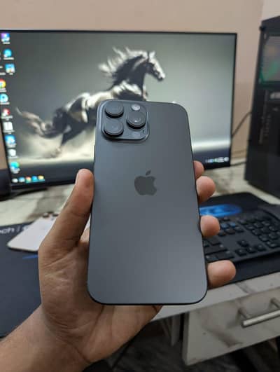Apple iPhone 16 Pro Max
